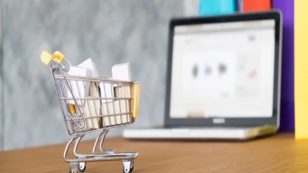 Online Alışverişin Matbaa Sektörüne Etkisi Online Alışverişin Matbaa Sektörüne Etkisi